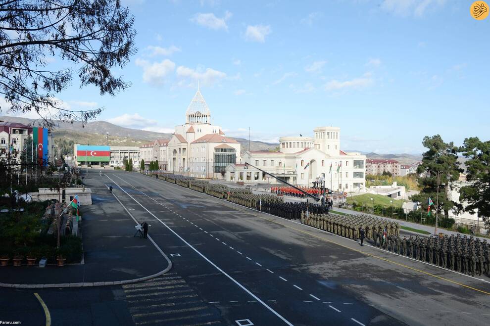 (تصاویر) رژه پیروزی جنگ قره باغ با حضور الهام علی‌اف و همسرش