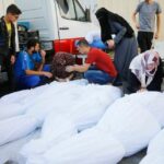 ببینید / لحظات تلخ وداع خانواده‌های فلسطینی با عزیزانشان