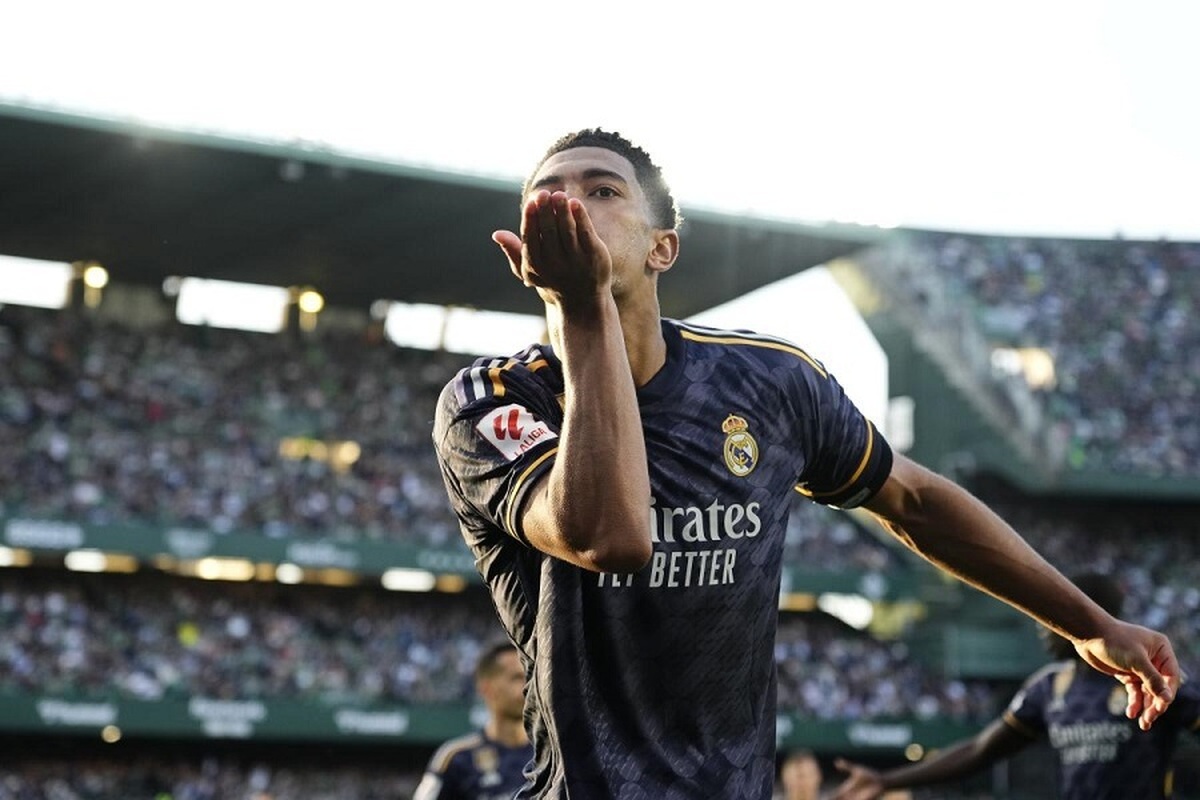 حرکت جود بلینگام در جواب محبت دروازه بان تیم مقابل (فیلم)