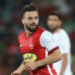 تصاویر | عکس‌هایی از شیطنت‌های دختر سروش رفیعی در تمرین پرسپولیس