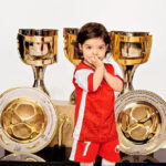 ببینید | خوشحالی بامزه دختر کوچولو سروش رفیعی بعد از گل امید عالیشاه به استقلال