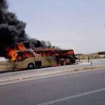 ببینید | تصاویر تازه از آتش‌ گرفتن اتوبوس تهران – میاندوآب در اتوبان تبریز – زنجان