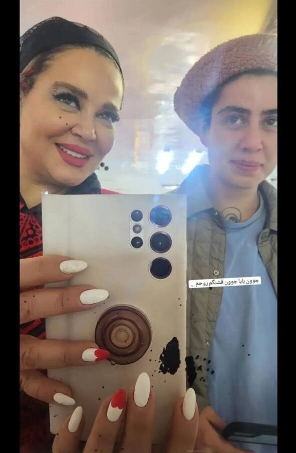 عکس | سلفی جدید بهاره رهنما در کنار دخترش پریا