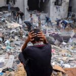 ببینید |‌ وحشت و اضطراب کودکان غزه پس از شنیدن صدای بمباران