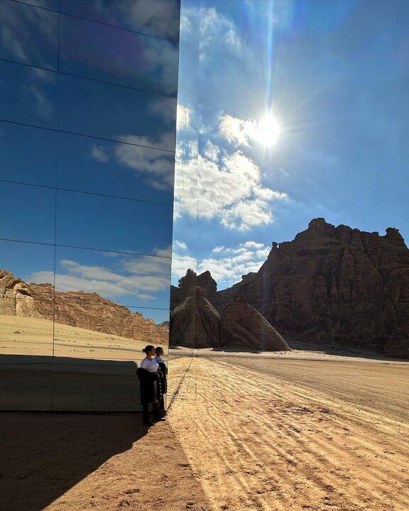 تصاویر | عاشقانههای رونالدو و جورجینا زیر آسمان پرستاره و کویری عربستان تصاویر | عاشقانههای رونالدو و جورجینا زیر آسمان پرستاره و کویر عربستان