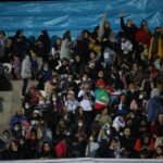 ببینید | تشویق متفاوت زنان هوادار ملوان بندرانزلی با آئو آئو