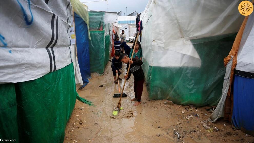 (تصاویر) باران و سرمای هوا در کمپ آوارگان فلسطینی