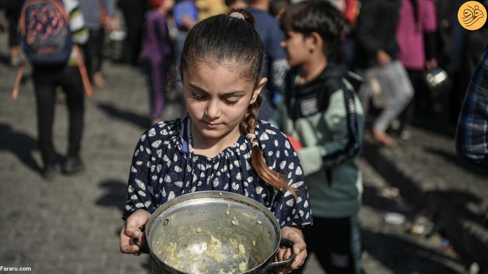 (تصاویر) صف طولانی فلسطینی‌های قابلمه به دست