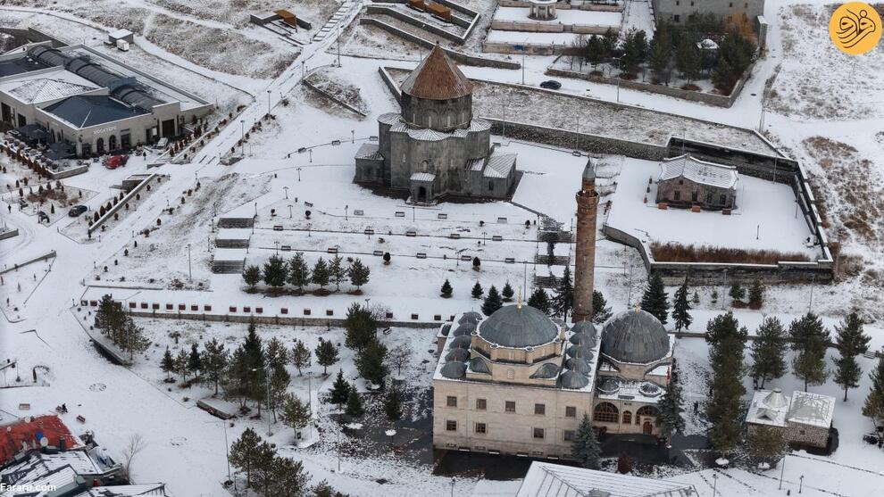 (تصاویر) بارش سنگین برف و تعطیلی مدارس در ترکیه