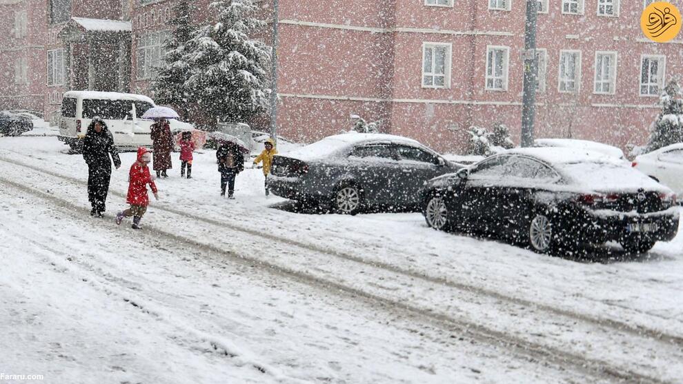 (تصاویر) بارش سنگین برف و تعطیلی مدارس در ترکیه