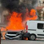 ببینید / تصاویری از حمله پهپادی اسرائیل به خودرویی در جنوب لبنان