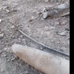 موشک منفجر نشده در حیاط مسجدی در غزه (فیلم)