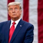 ترامپ باز هم حرکات بایدن را مسخره کرد (فیلم)