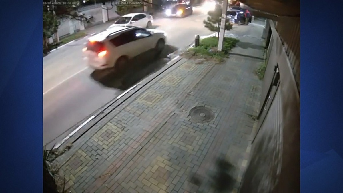 تصادف جرثقیل در روسیه با سه مصدوم (فیلم)