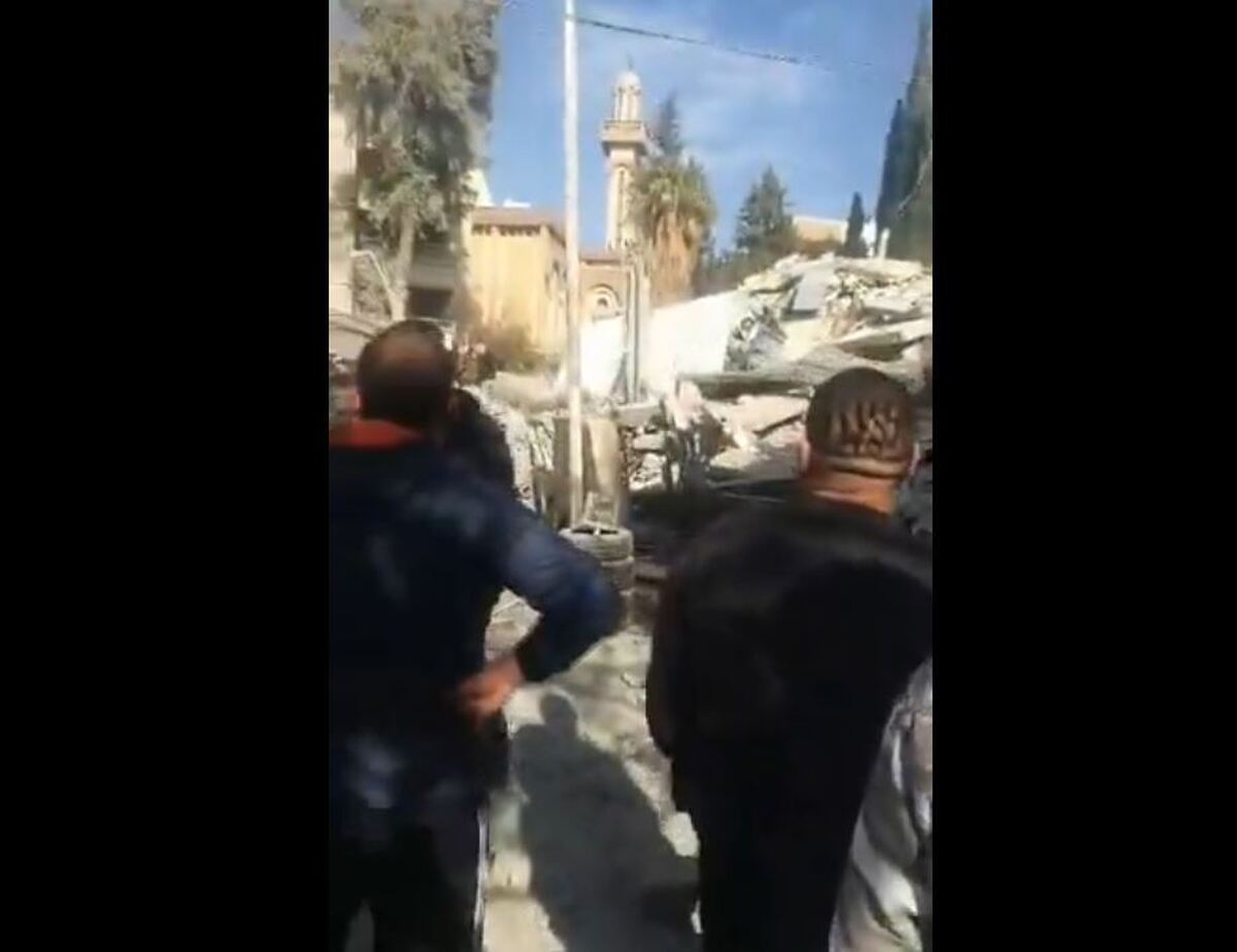 تصاویری از انفجار محله المزه در دمشق سوریه (فیلم)