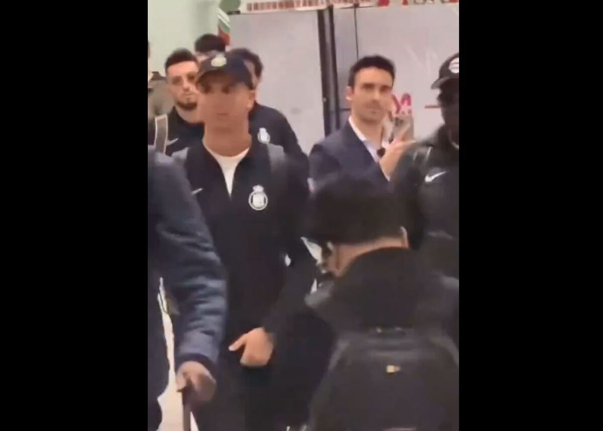 جنون چینی‌ها برای سلفی با رونالدو (فیلم)