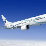 ببینید | شستشوی بوئینگ ۷۷۷ روی باند فرودگاه از نمای نزدیک