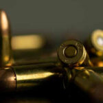 ببینید | ویدیویی پربیننده از لحظه برش یک گلوله با آب