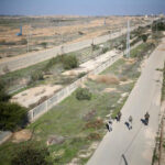 ببینید | تصویری قابل تامل از دیوار بین مرز غزه و مصر