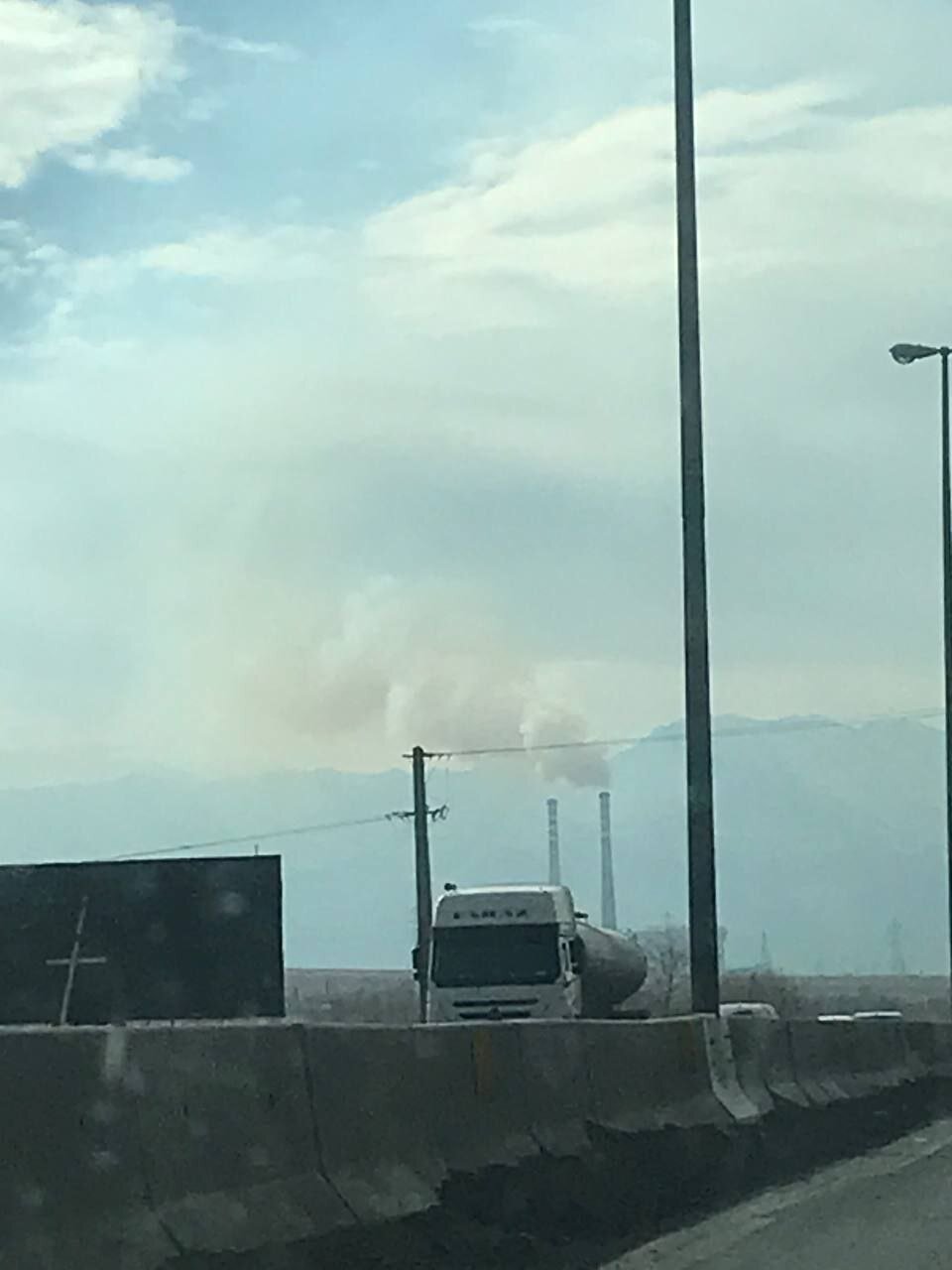 عکس | تصویری از مازوتسوزی در نیروگاه شازند ساعت ۱۵:۰۰ امروز عکس | تصویری از مازوتسوزی در نیروگاه شازند ساعت ۱۵:۰۰ امروز