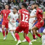 عکس | خوشحالی گل متفاوت میلاد محمدی بعد از گل به هنگ کنگ؛ سجده در کنار زمین