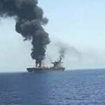 ببینید | تصویری از کشتی انگلیسی هدف قرار گرفته در خلیج عدن توسط انصارالله
