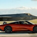 ببینید | درگ جذاب خودروهای لوکس با جنگنده‌های نیروی هوایی ارتش ایران روی باند فرودگاه