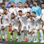 ببینید | اقامه نماز جماعت پیش از نبرد سرنوشت‌ساز