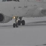 ببینید | شرایط عجیب در فرودگاه اردبیل؛ غرق در مه