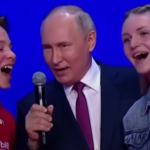 ببینید / سرود ملی روسیه و همخوانی پوتین با دانش‌آموزان