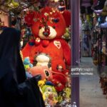 (تصاویر) حال و هوای ولنتاین در تهران