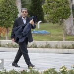 ببینید | روایت ضرغامی از سفر به آمریکا با احمدی‌نژاد و خرید کفش؛ آقای وزیر دنبال کفش خارجی است؟