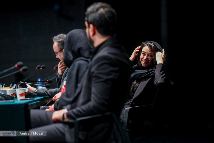 نشست رسانه‌ای فیلم سینمایی تمساح خونی