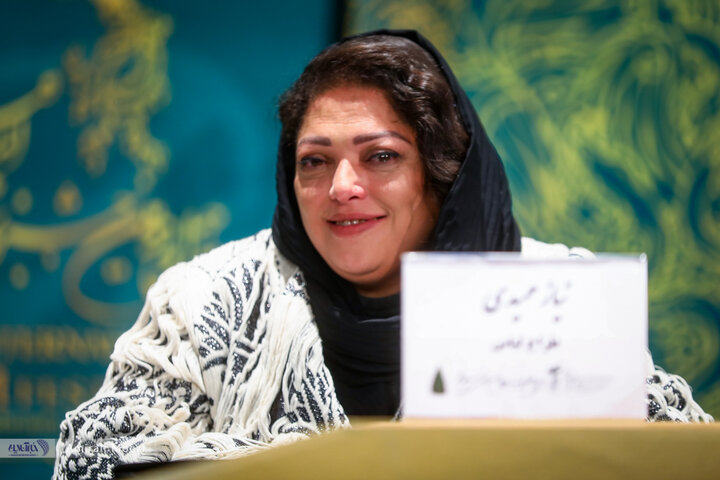 تصاویر | نشست رسانهای فیلم احمد به کارگردانی امیرعباس ربیعی نشست رسانهای فیلم احمد به کارگردانی امیرعباس ربیعی در خانه رسانه چهل و دومین جشنواره فیلم فجر