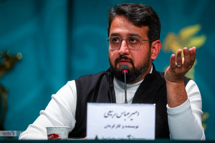 تصاویر | نشست رسانهای فیلم احمد به کارگردانی امیرعباس ربیعی نشست رسانهای فیلم احمد به کارگردانی امیرعباس ربیعی در خانه رسانه چهل و دومین جشنواره فیلم فجر