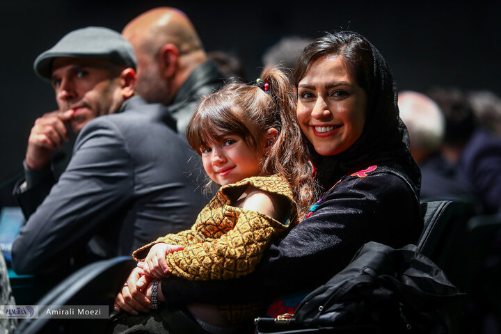 تصاویر | نشست رسانهای فیلم احمد به کارگردانی امیرعباس ربیعی نشست رسانهای فیلم احمد به کارگردانی امیرعباس ربیعی در خانه رسانه چهل و دومین جشنواره فیلم فجر