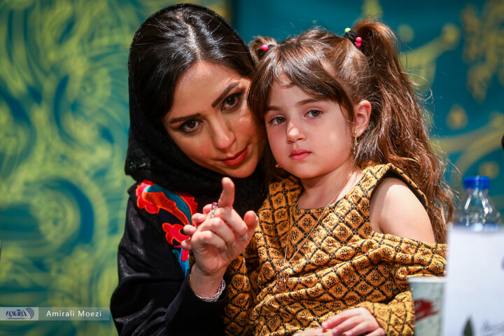 تصاویر | نشست رسانهای فیلم احمد به کارگردانی امیرعباس ربیعی نشست رسانهای فیلم احمد به کارگردانی امیرعباس ربیعی در خانه رسانه چهل و دومین جشنواره فیلم فجر