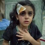 ببینید | پاسخ عجیب دختربچه فلسطینی که ایستادن زیر باران را دوست دارد