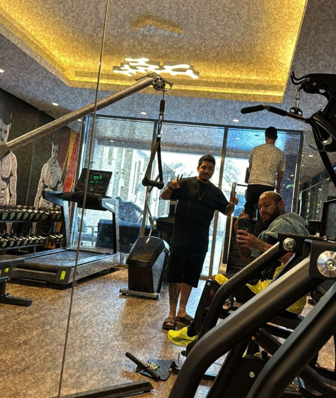 عکس | شروع تمرینات نیمار با استایل متفاوت در باشگاه