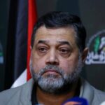 ببینید | حضور مقام ارشد حماس در نمایشگاه رسانه‌های ایران‌