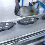 ببینید | تصاویر پربیننده از مراحل ساخت لنت ترمز ماشین در پاکستان