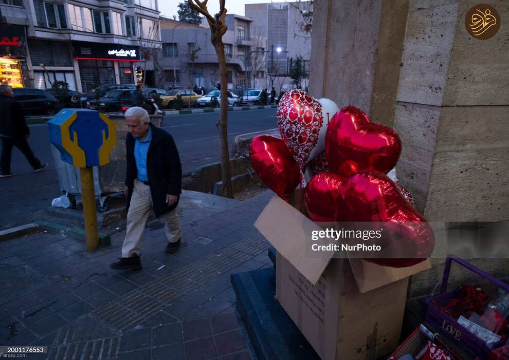 (تصاویر) حال و هوای ولنتاین در تهران