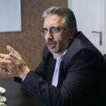 ببینید / سخنگوی تعزیرات حکومتی: وقتی ۱۰ بار درخواست تاکسی می‌کنید قبول نمی‌کنند، تا زمانی که گزینه “عجله دارم” را انتخاب می‌کنید