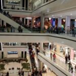 ببینید | تخلیه کامل مردم از مراکز خرید و سینماها در سن پترزبورگ