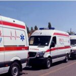 عکس | پرتاب نارنجک به آمبولانس حال حمل بیمار