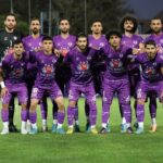 ببینید | اعتراض شدید کادر فنی هوادار به داور در جریان بازی با ذوب‌آهن