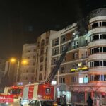ببینید | آتش گرفتن یک ساختمان در بلوار اندرزگو