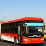 ببینید | تصاویر تکان‌دهنده از کتک زدن مردم با زنجیر در اتوبوس توسط جیب‌بر!