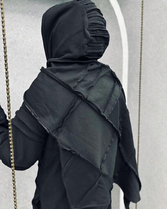 فروش لباس‌های عجیب در مشهد