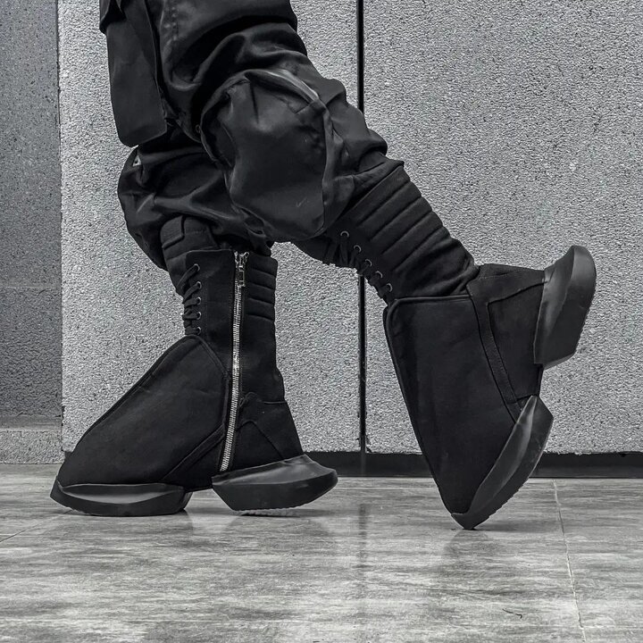 فروش لباس‌های عجیب در مشهد